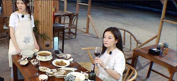 《中餐廳》趙薇“薇力無窮” 火腿脫銷引領檸檬 3