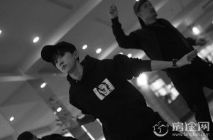易烊千璽耍大牌怎么回事 發文怒懟內幕