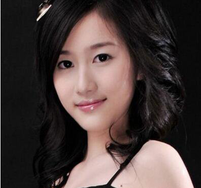 劉美含整容成“電眼”劉美含整容前后照 8