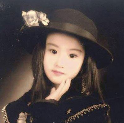 劉亦菲妹妹美照曝光 外貌清純賽過劉亦菲 14