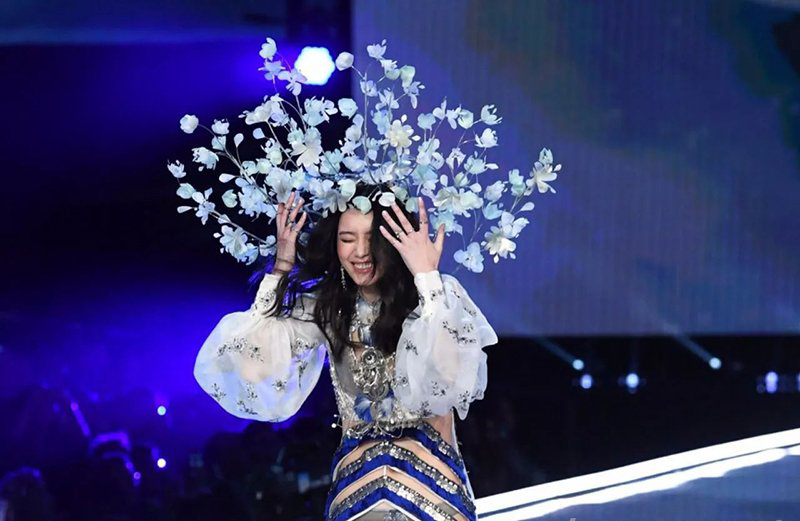 維密高管鼓勵奚夢瑤 奚夢瑤一摔維密高層為什么高興 3