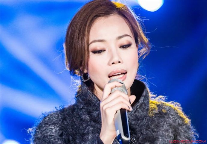 容祖兒真的夾春卷了嗎 容祖兒春卷事件始末經(jīng)過曝光 2