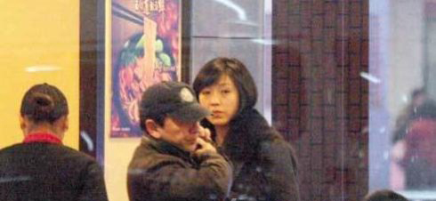 水均益為什么離婚?傳遇美女記者棄糠糟之妻被罵負心漢 22