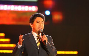 水均益為什么離婚?傳遇美女記者棄糠糟之妻被罵負心漢