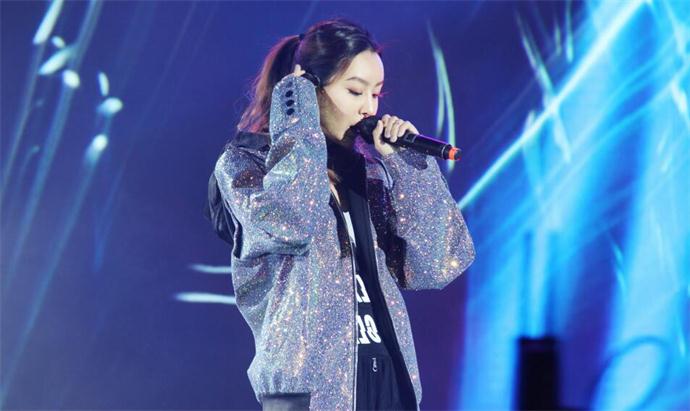 徐歌陽不雅視頻 一甩玉女形象騷到不行讓人大跌眼鏡【圖】 4