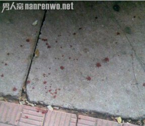 64歲獨居老人在加門口遇害 真相竟是女兒雇兇殺父