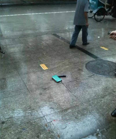 宜賓發生惡性殺人案  女子遭追殺躲銀行仍被殺 4