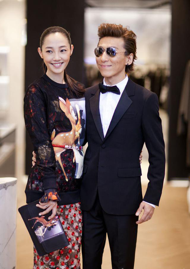 白百合怎么看上陳羽凡 她當(dāng)年踢走羽凡6年女友內(nèi)幕 2