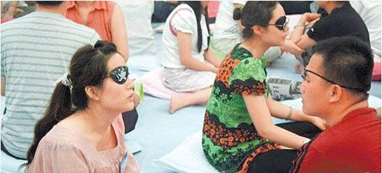 大規(guī)模&quot;換妻俱樂部&quot;曝光 交換性伴侶求刺激 7