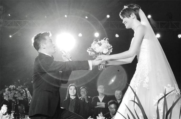 張衣結婚了嗎 張衣資料背景遭起底神秘老婆浮出水面 4