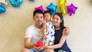 快女黃英二胎順利產女 孕后上圍激凸身材更飽滿