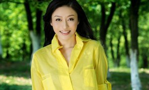舒高的老公是誰 與現(xiàn)任丈夫相差16歲但十分相愛