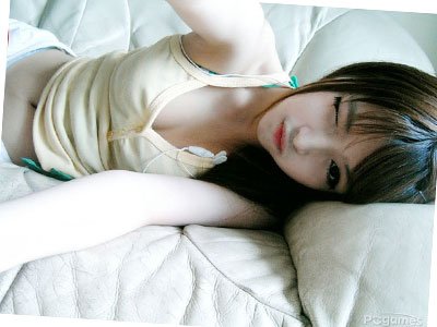充氣妹王嘉韻充氣娃娃般的臉孔照片是真是假? 王嘉韻和妹妹王嘉麗 2
