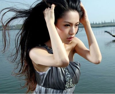 薛婧超大尺《姿韻3》大膽藝術照曝光惹熱議 一般人看不懂 6