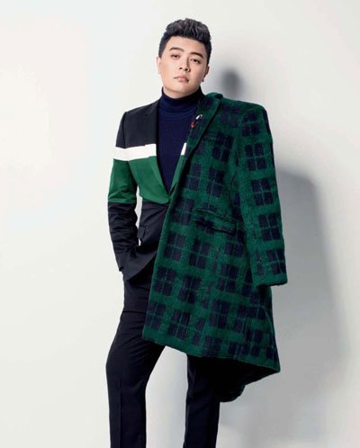 jy老婆賈燕是干什么的及個人資料 jy和他老婆合照 1