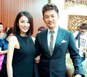 蘇有朋老婆到底是誰 蘇有朋和他老婆孩子的照片