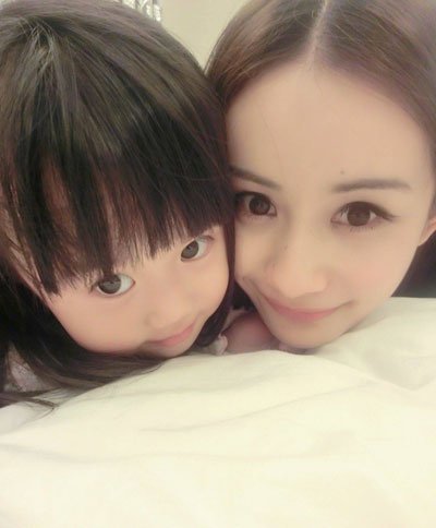 韋雪去美國生孩子了? livia韋雪最近怎么消失了 3