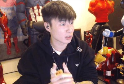 帝師直播砸韓國夜店 帝師直播跟警察吵架 2