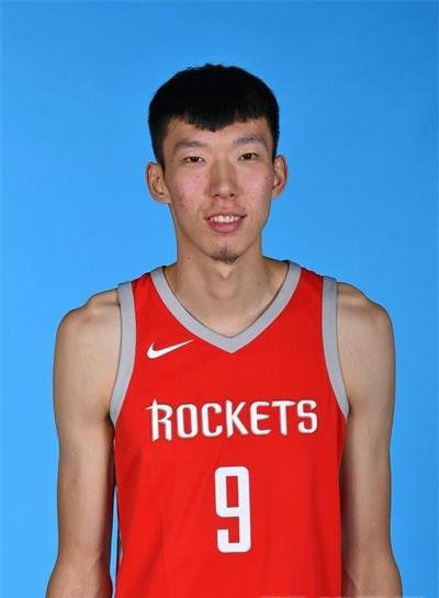 周琦他爸臉都綠了 周琦父親的無知言論 1