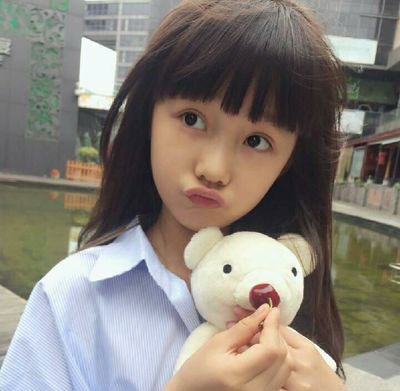 顧茜茜做姑娘卻吹避孕套做直播視頻令人深思 還有哪些網紅直播過 6
