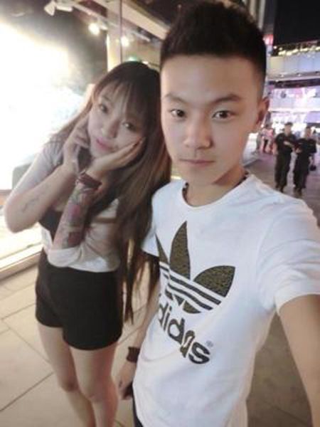 王晨正女朋友楊嚴(yán)簡(jiǎn)介資料 楊嚴(yán)王晨正分手 2