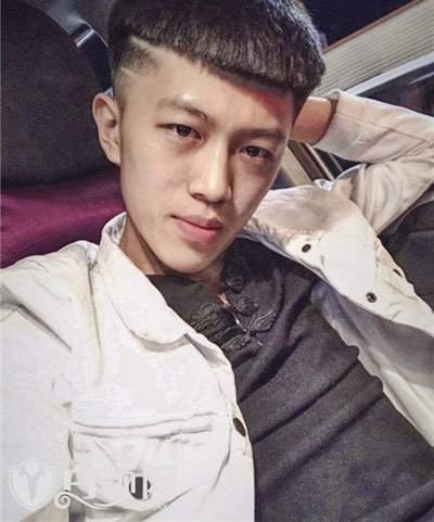 快手小伊伊被誰睡過 牌牌琦和小伊伊的污照 6