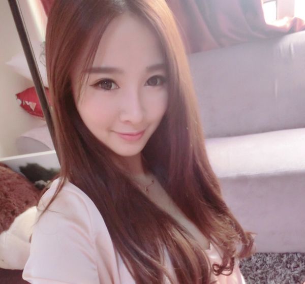 對眼美女華伊沫個人資料簡歷 華伊沫最新圖片 3