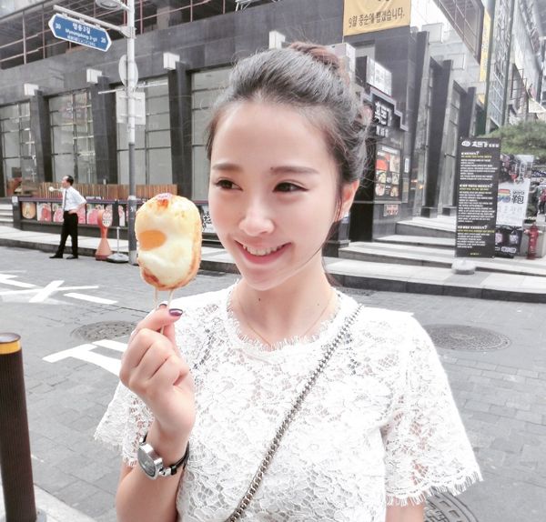 對眼美女華伊沫個人資料簡歷 華伊沫最新圖片 1