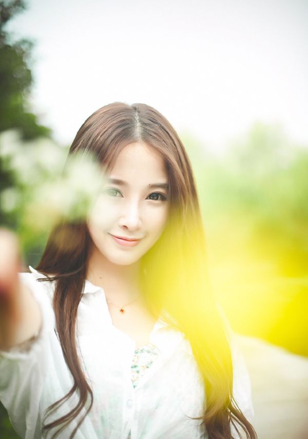 對眼美女華伊沫個人資料簡歷 華伊沫最新圖片 2