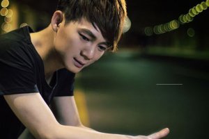 六哲的女朋友照片及資料 六哲的女朋友是誰叫什么