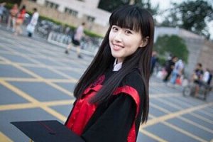 人大女神康逸琨男友個人資料簡歷 人大女神康逸琨素顏私照