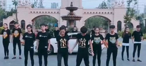 牌牌琦最近出什么事了 牌牌琦快手為什么封了 3