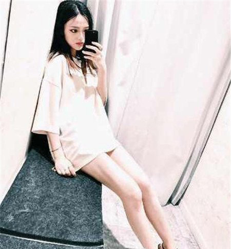 LOL廠長(zhǎng)女友是誰(shuí)?廠長(zhǎng)明凱女友身份曝光 4
