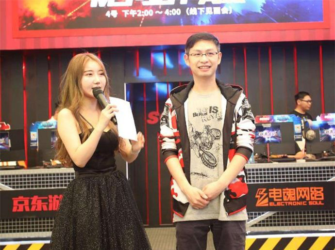 Joy周毅資料被扒 直播罵世勛伯賢事件 1