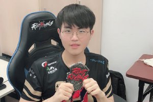 RNG姿態(tài)的父母是干嘛的 LOL姿態(tài)真名叫什么