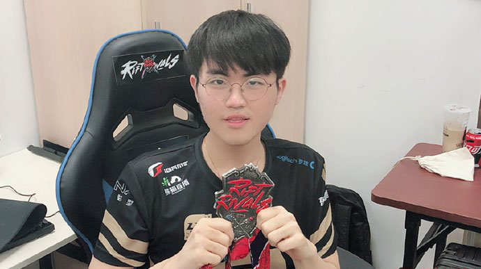 RNG姿態的父母是干嘛的 LOL姿態真名叫什么 1