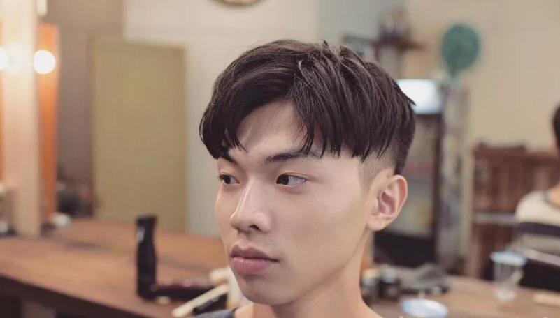 男生都適合剪的發(fā)型 男生不挑臉型的發(fā)型 2