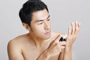 毛孔堵塞嚴(yán)重如何改善 男士如何處理毛孔堵塞
