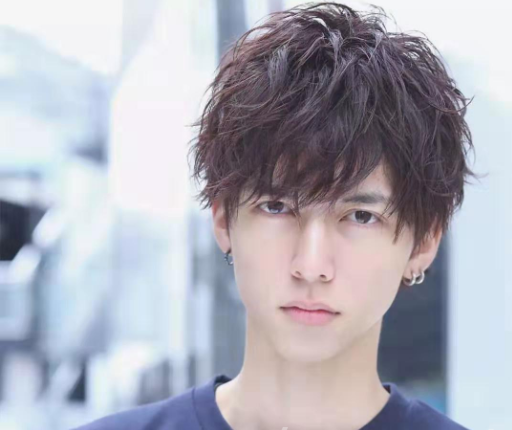 2019年夏季男生網紅發型 很帥氣的 2
