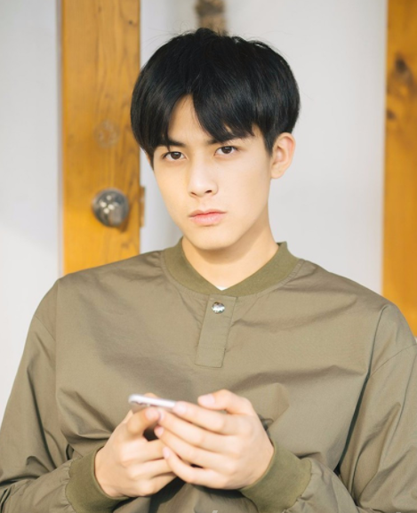 2019年夏季男生網紅發型 很帥氣的 4