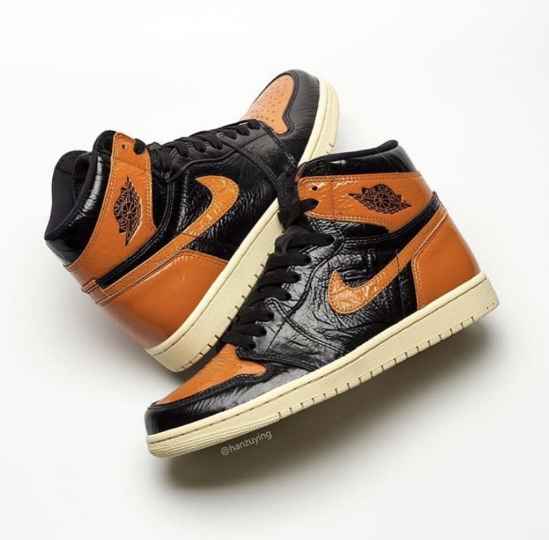 Air Jordan “Shattered Backboard 3.0” 實(shí)物鞋款的細(xì)節(jié) 2
