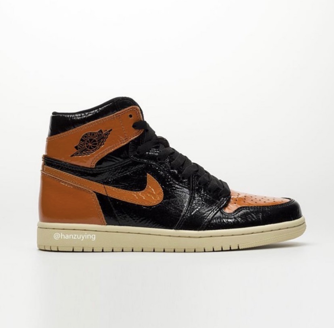 Air Jordan “Shattered Backboard 3.0” 實(shí)物鞋款的細(xì)節(jié) 4