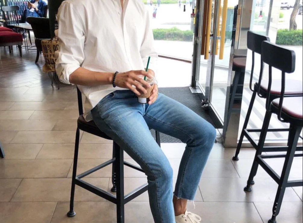 夏季男生白襯衫怎么搭配 適合夏天的味道 2