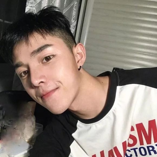 好看的男生發型圖片 時尚又比較干凈利落 11