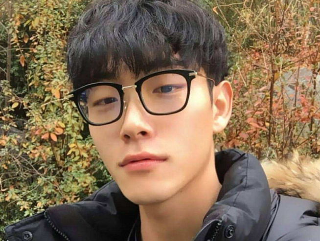 男生短發卷發發型 干凈清爽的感覺 3