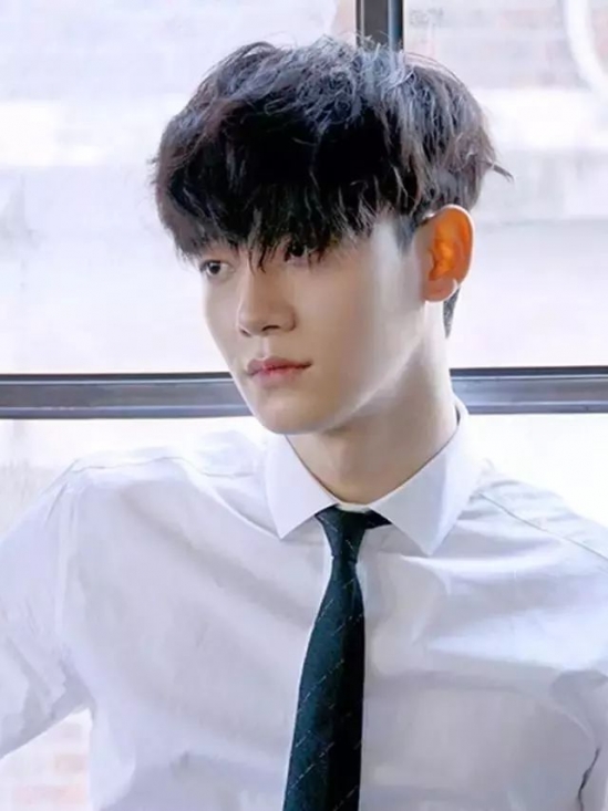 2019男生流行款發型圖片 時尚潮男味道十足 5