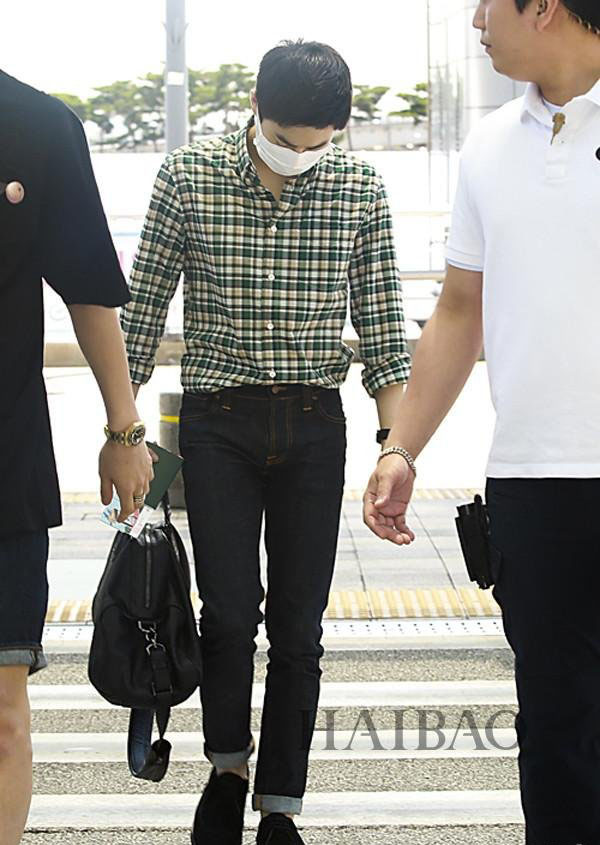 秋初男生穿搭街拍 變成時尚歐巴 4