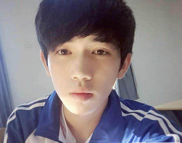 男生發型高中生 適合高中生的男生發型圖 6