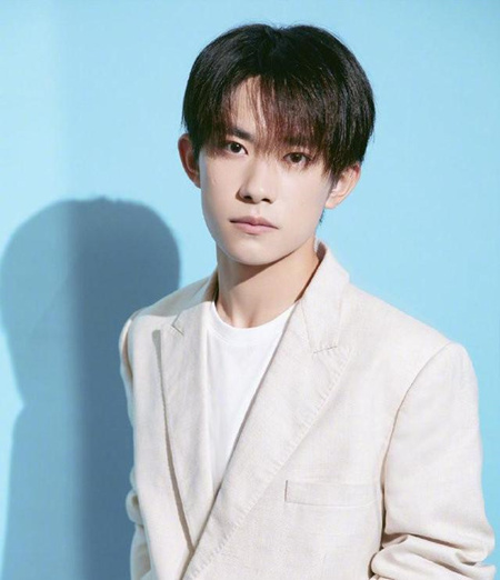 男生染什么顏色頭發好看 看男明星染發色 12