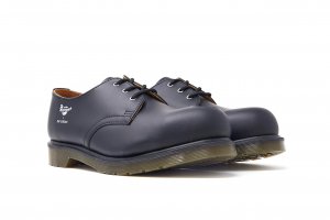  Raf Simons+鞋履品牌 Dr.Martens的聯(lián)名鞋款